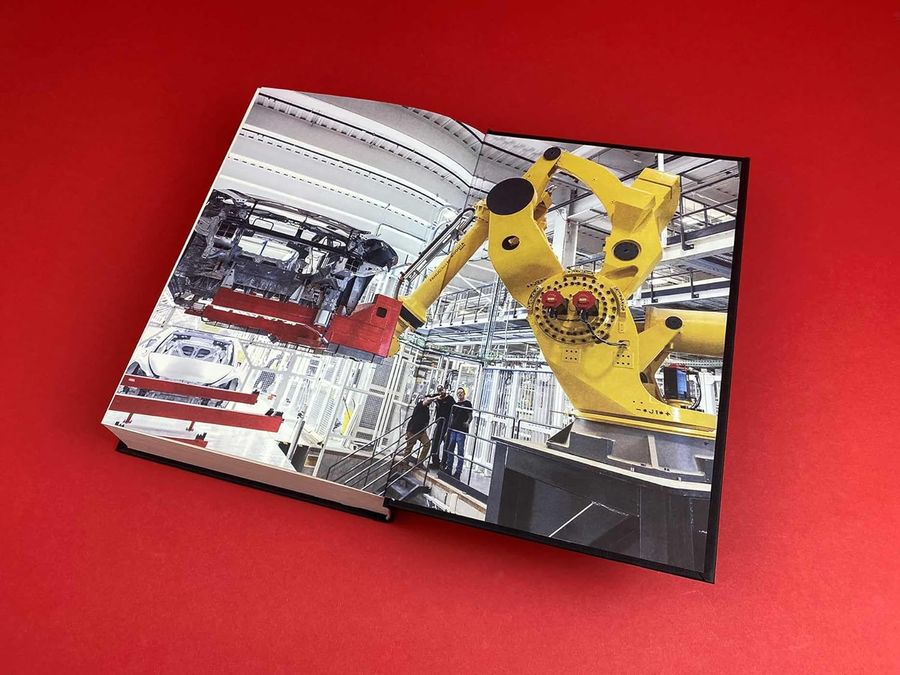 Elon Musk by Walter Isaacson Hardback