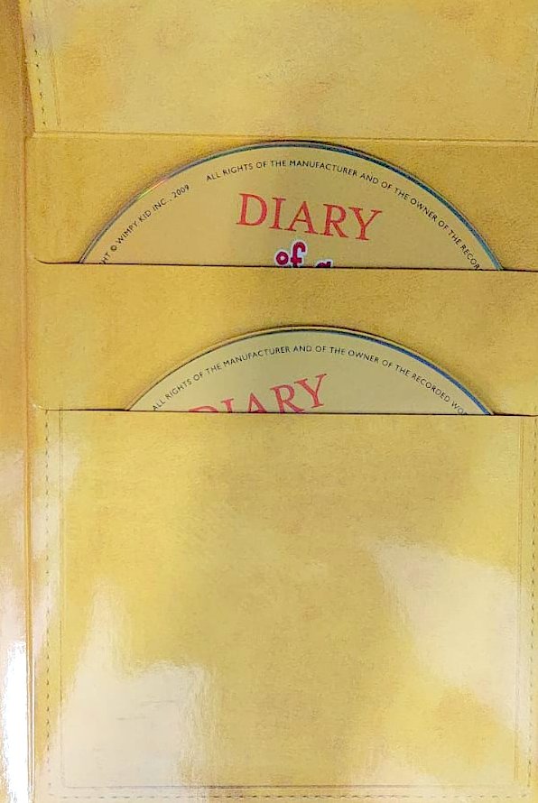Diary of a Wimpy Kid Book 4 Dog Days and CD
