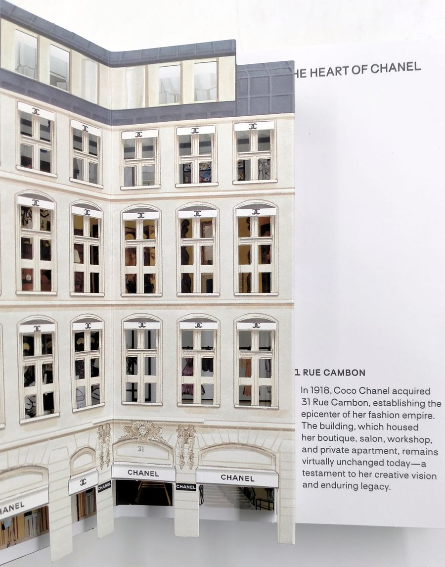 Fashion Unfolded Pop-Up Chanel