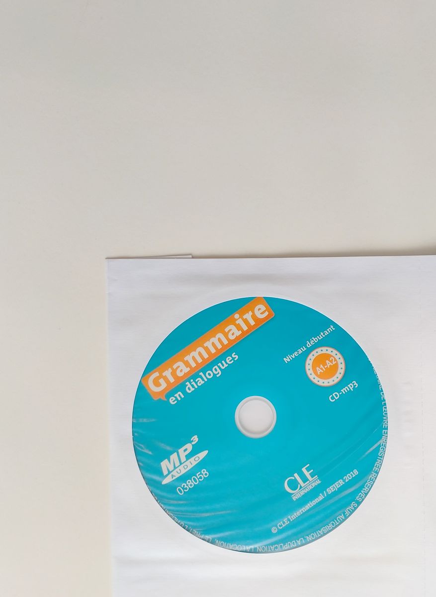 Grammaire en dialogues 2eme edition Debutant A1-A2 Livre + CD