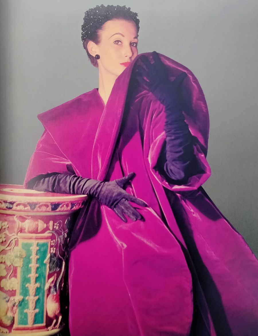 Balenciaga Shaping Fashion