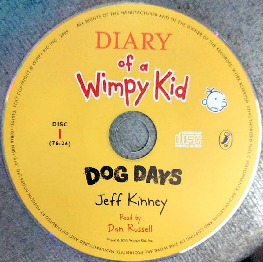 Diary of a Wimpy Kid Book 4 Dog Days and CD
