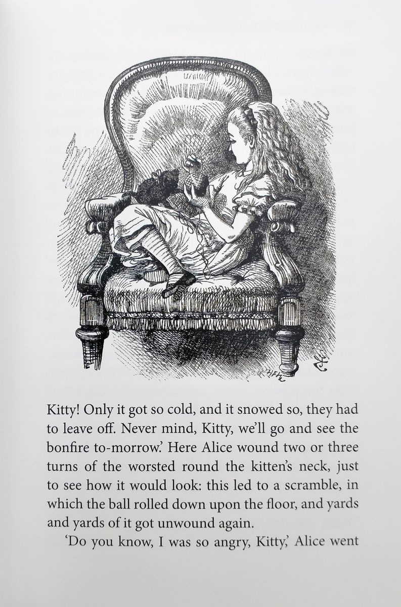 Alice Through the Looking Glass (Chiltern Classic)