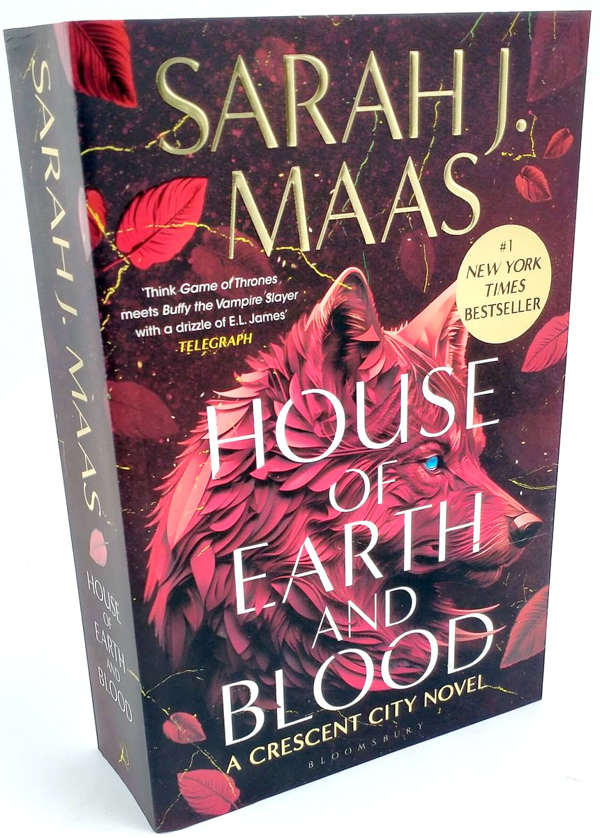 A Crescent City 1 House of Earth and Blood