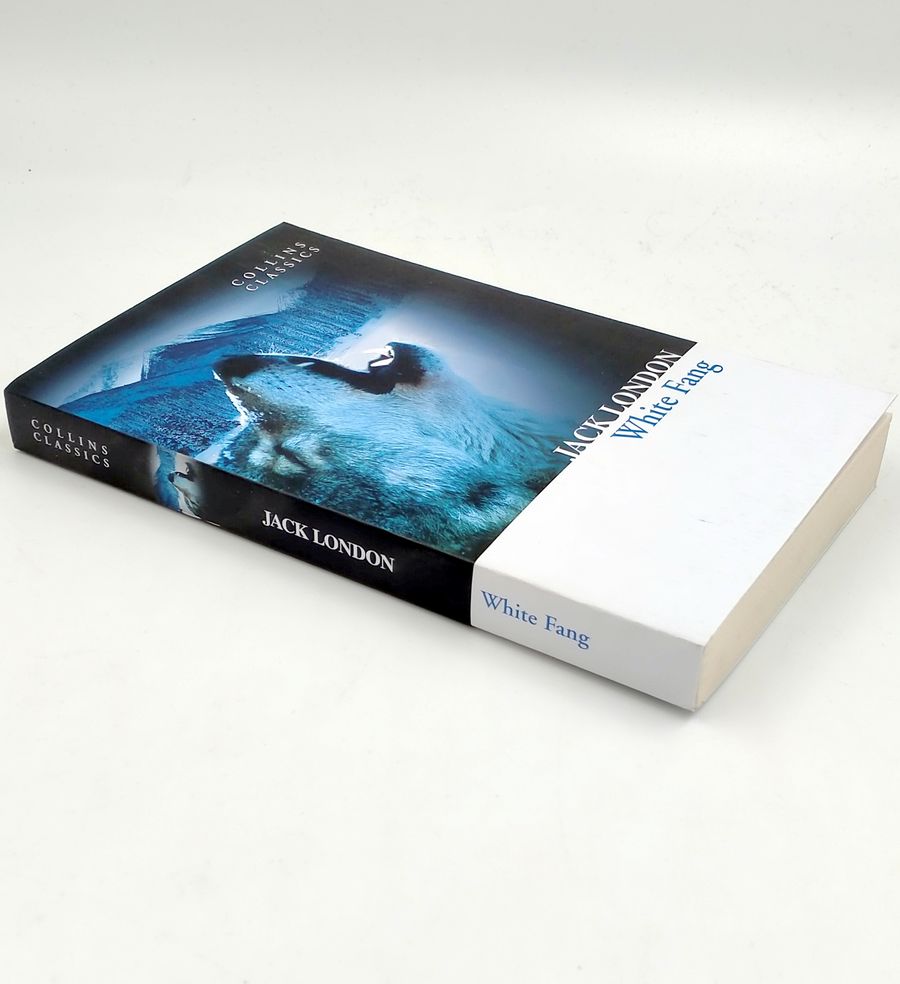 White Fang (Collins Classics)