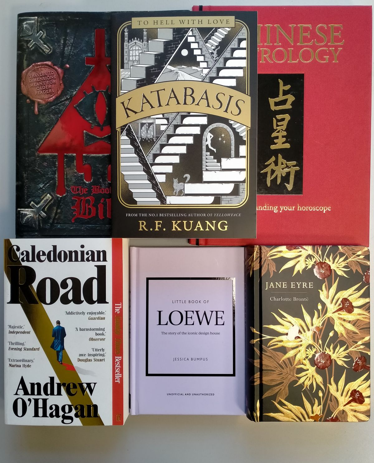 Новинки и самые популярные книги