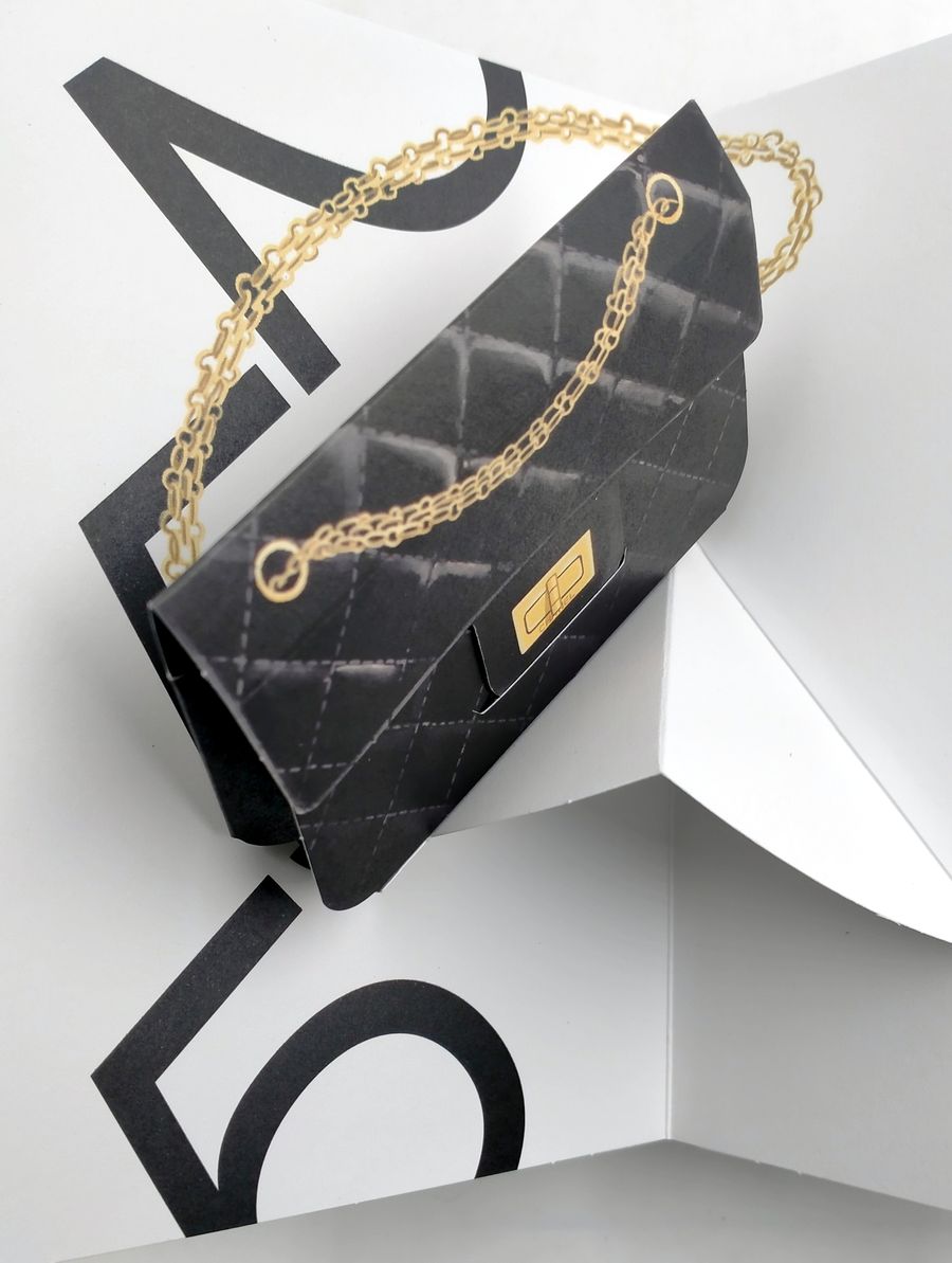 Fashion Unfolded Pop-Up Chanel