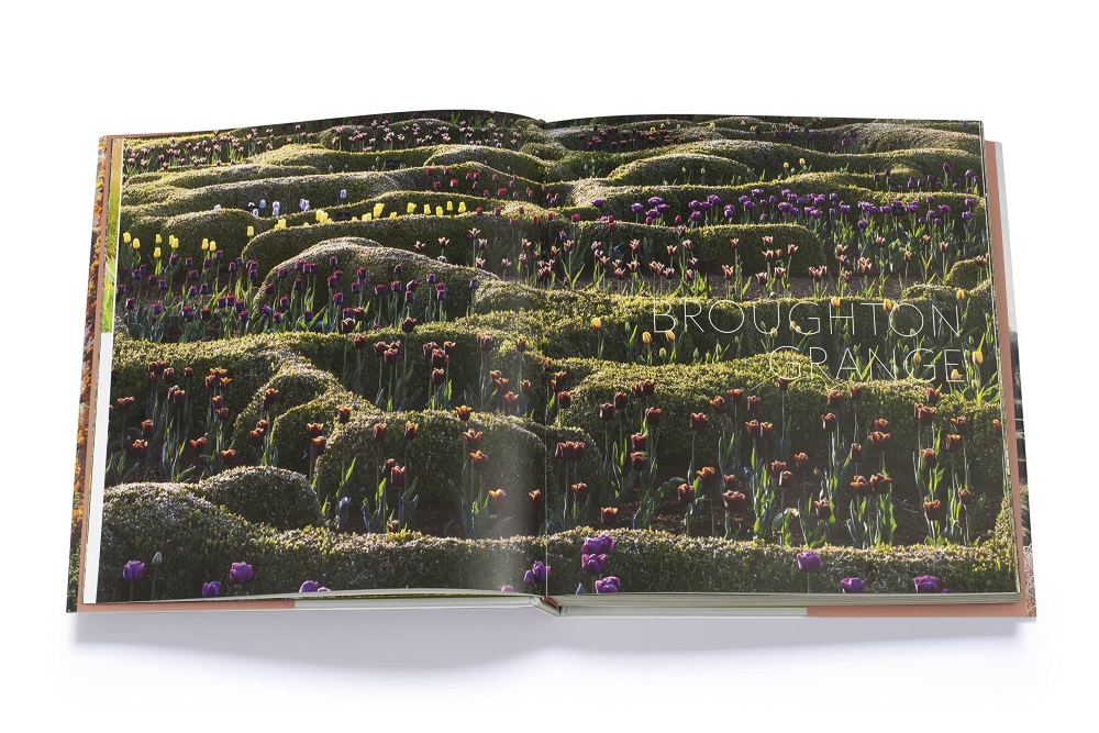 Tom Stuart-Smith Drawn from the Land