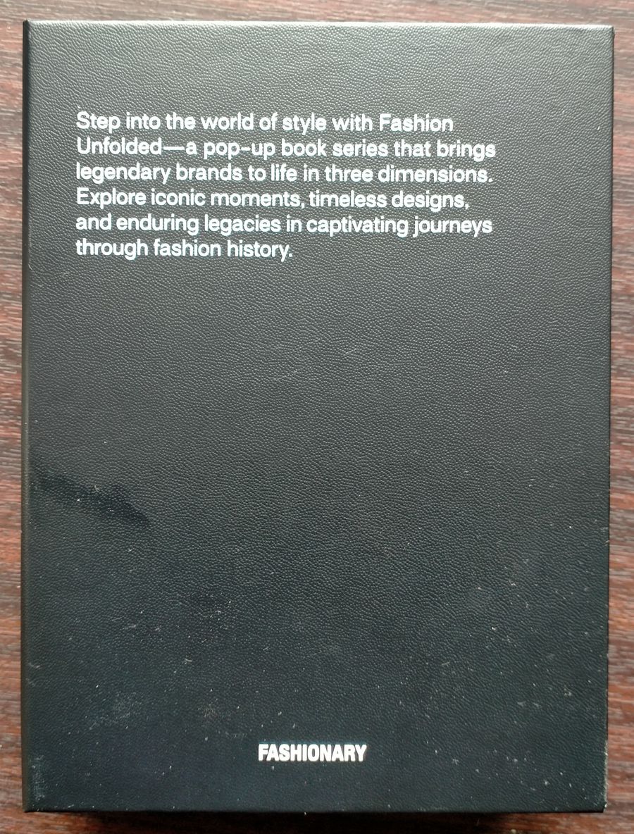 Fashion Unfolded Pop-Up Chanel