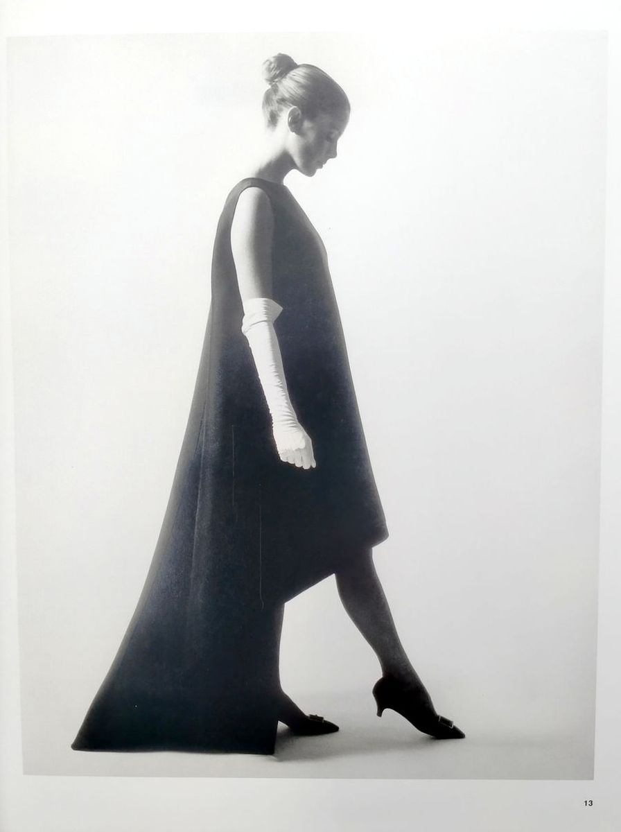 Balenciaga Shaping Fashion