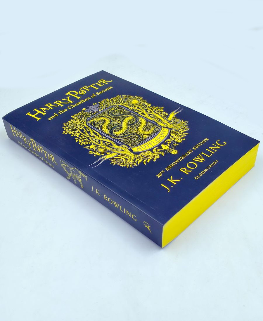 Harry Potter and the Chamber of Secrets Hufflepuff Edition Paperback